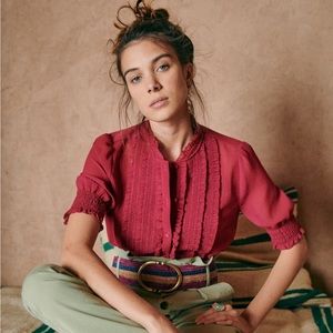 NWT Sezane FR 34/ US2 Norah shirt magenta. Ruffles. Gathered sleeves LOVELY